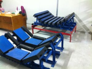 conveyor impact bar with UHMWPE surface