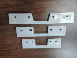 Standard HDPE BF plastic conveyor flights in multiple sizes