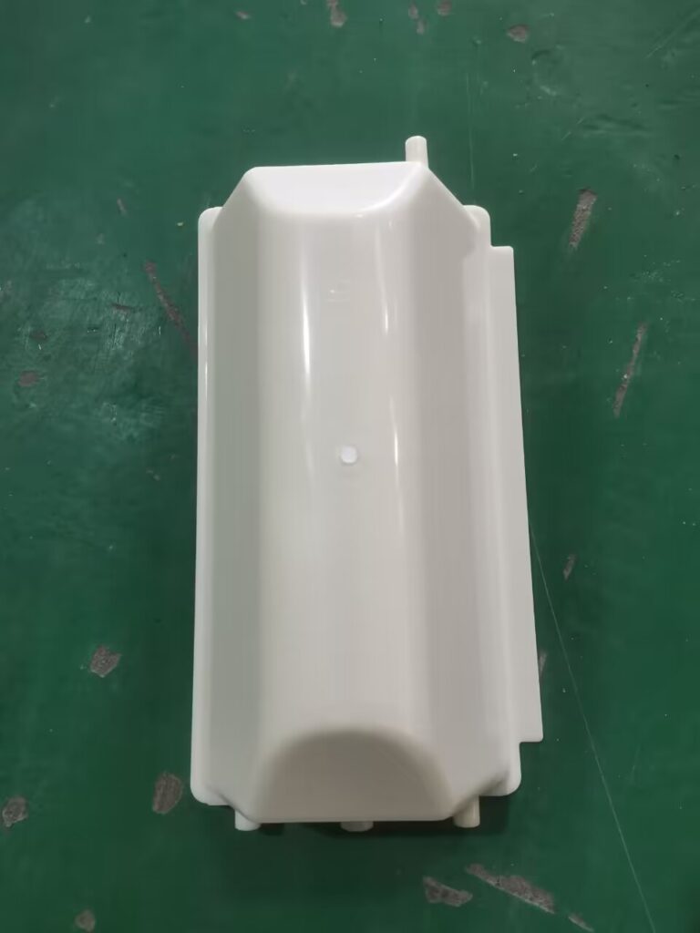 Rear profile of DL3319 Z bucket elevator bucket