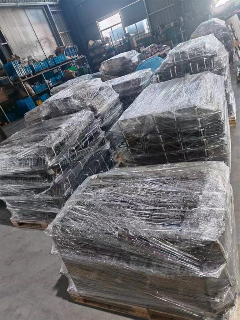 GLF100 scraper conveyor chains manufactured for Colombia
