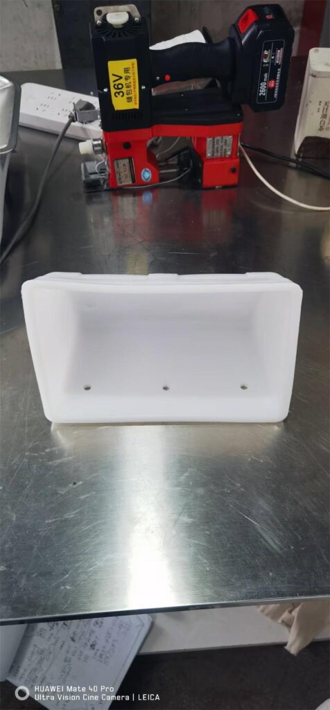 HDPE D10x6 elevator bucket for a Colombia order