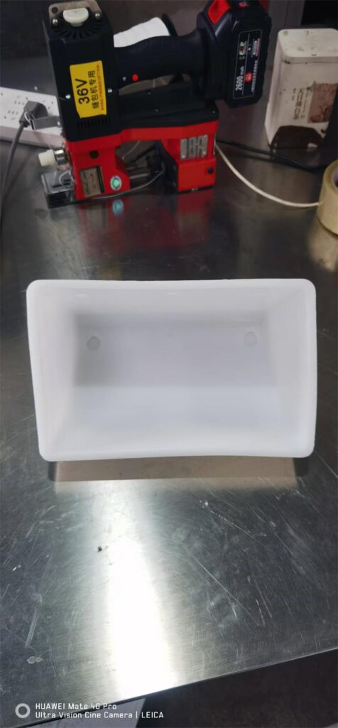 HDPE D10x6 deep-bottom bucket