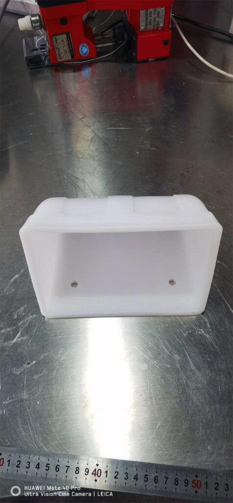 HDPE D7x5 elevator bucket for a Colombia order