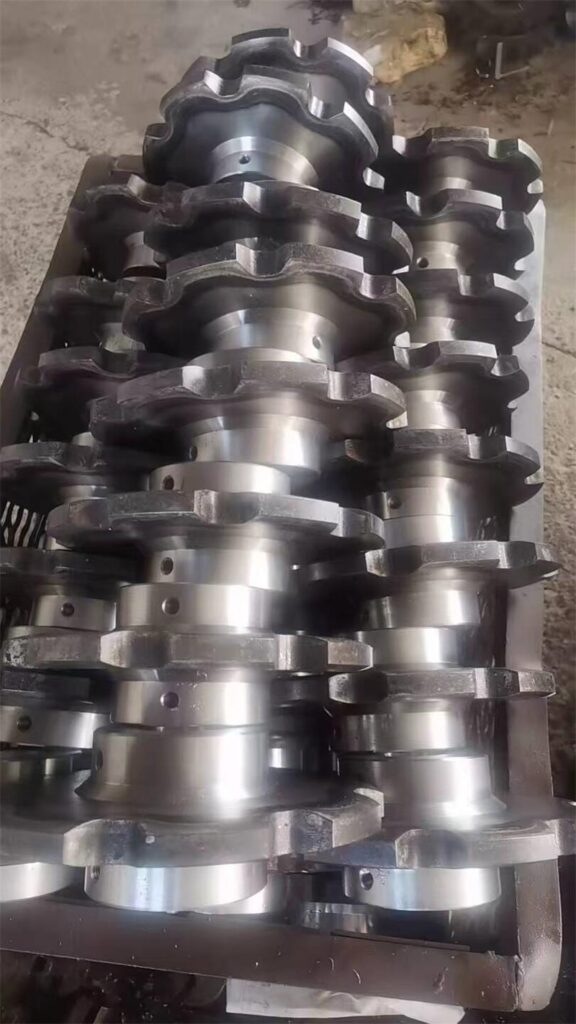 LN100 8-tooth integral chain sprockets with machined hub and bore