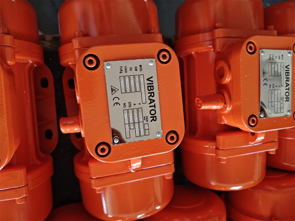 ZF-T2/100 motor vibrators prepared for Colombia order